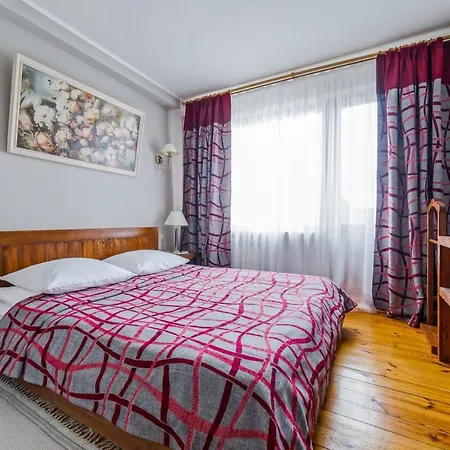 Hotel Zvezda