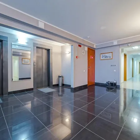 Hotel Zvezda